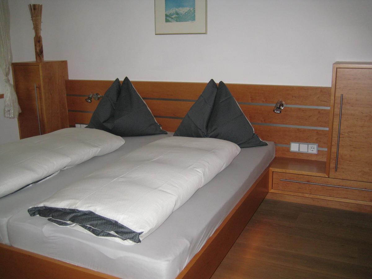 Appartement Ronacher มิทเทอร์ซิลล์ ภายนอก รูปภาพ